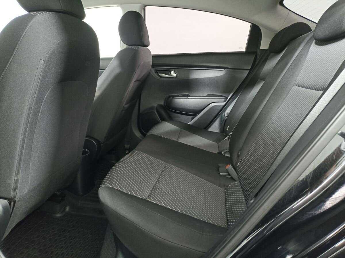 Б/У Киа Рио 2018 года. Фото: #11