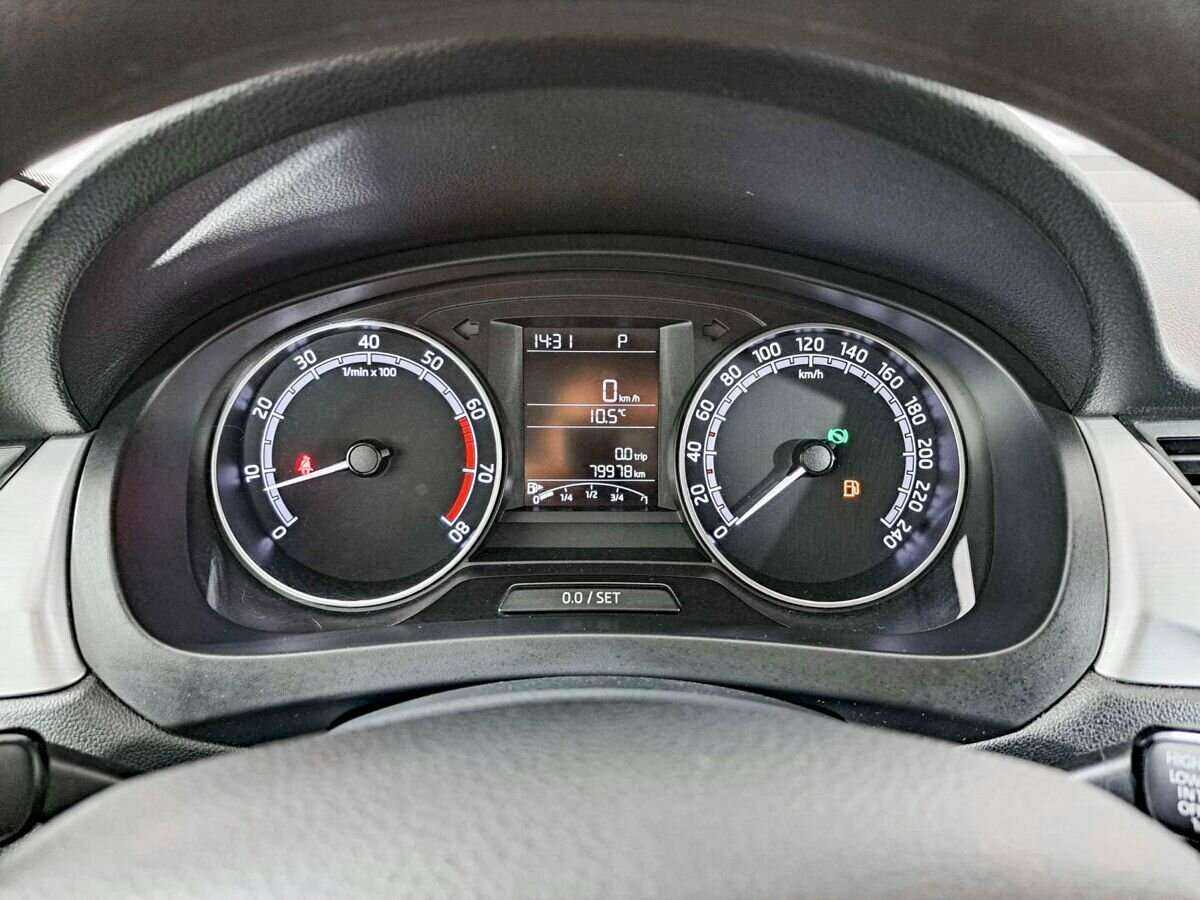 Б/У Шкода Рапид 2018 года. Фото: #9