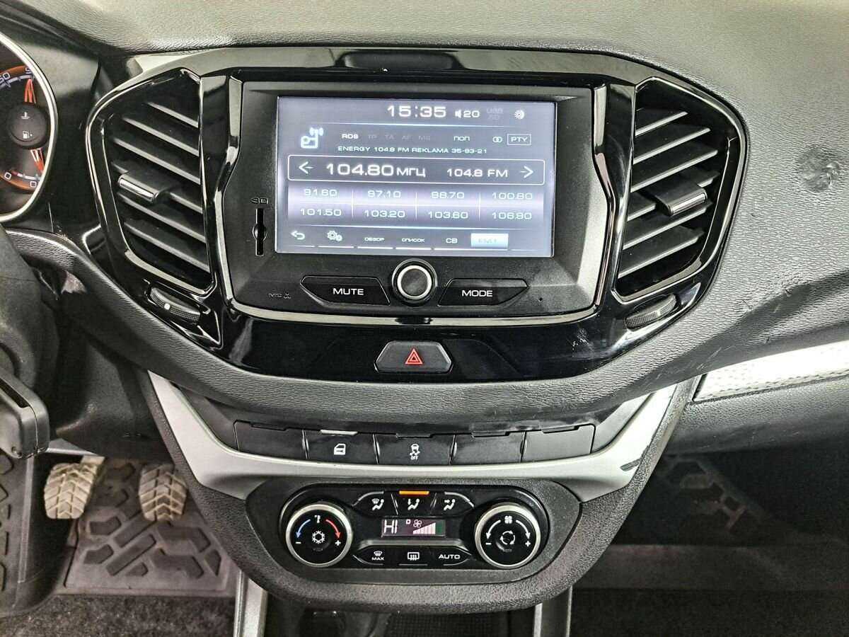 Б/У Лада (ВАЗ) Веста 2018 года. Фото: #12