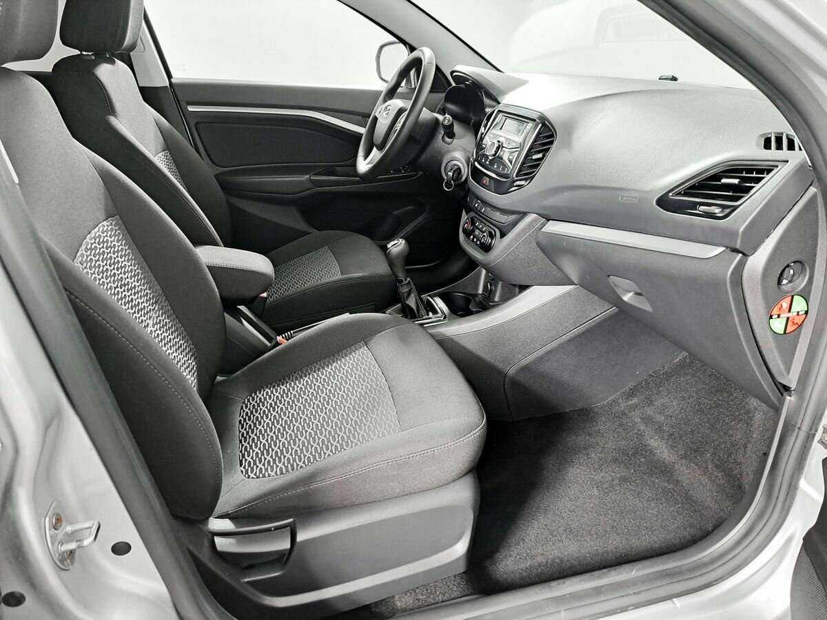 Б/У Лада (ВАЗ) Веста 2020 года. Фото: #6