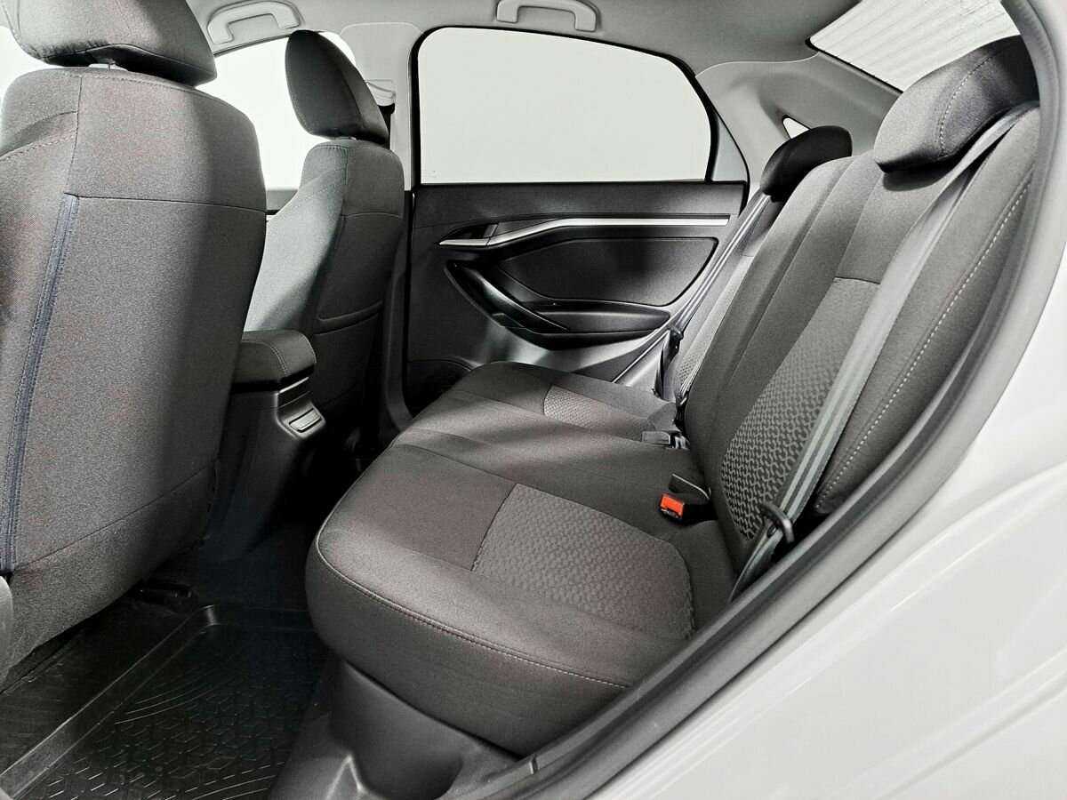 Б/У Лада (ВАЗ) Веста 2020 года. Фото: #7