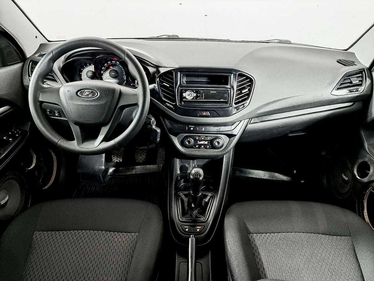 Б/У Лада (ВАЗ) Веста 2016 года. Фото: #10