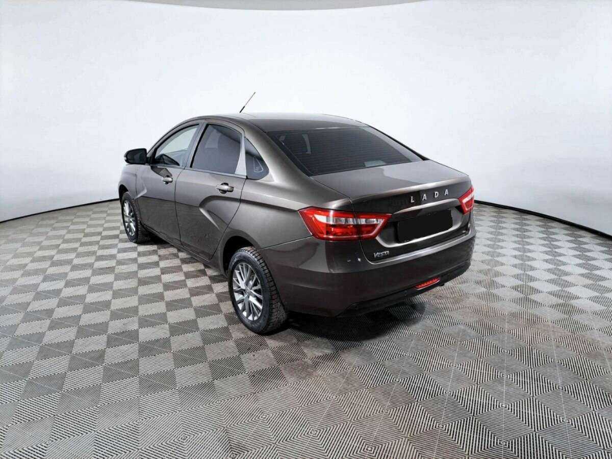Б/У Лада (ВАЗ) Веста 2018 года. Фото: #6