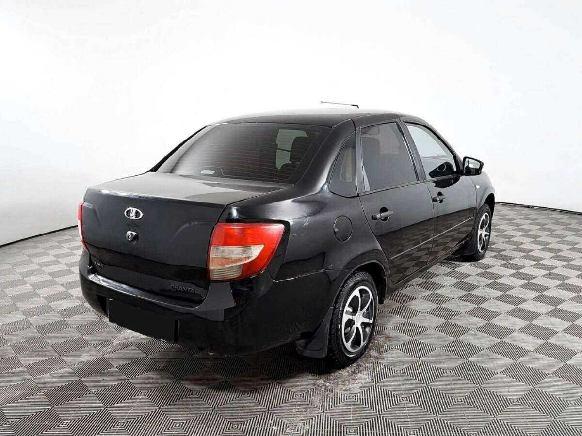 Б/У Лада (ВАЗ) Гранта 2017 года. Фото: #4