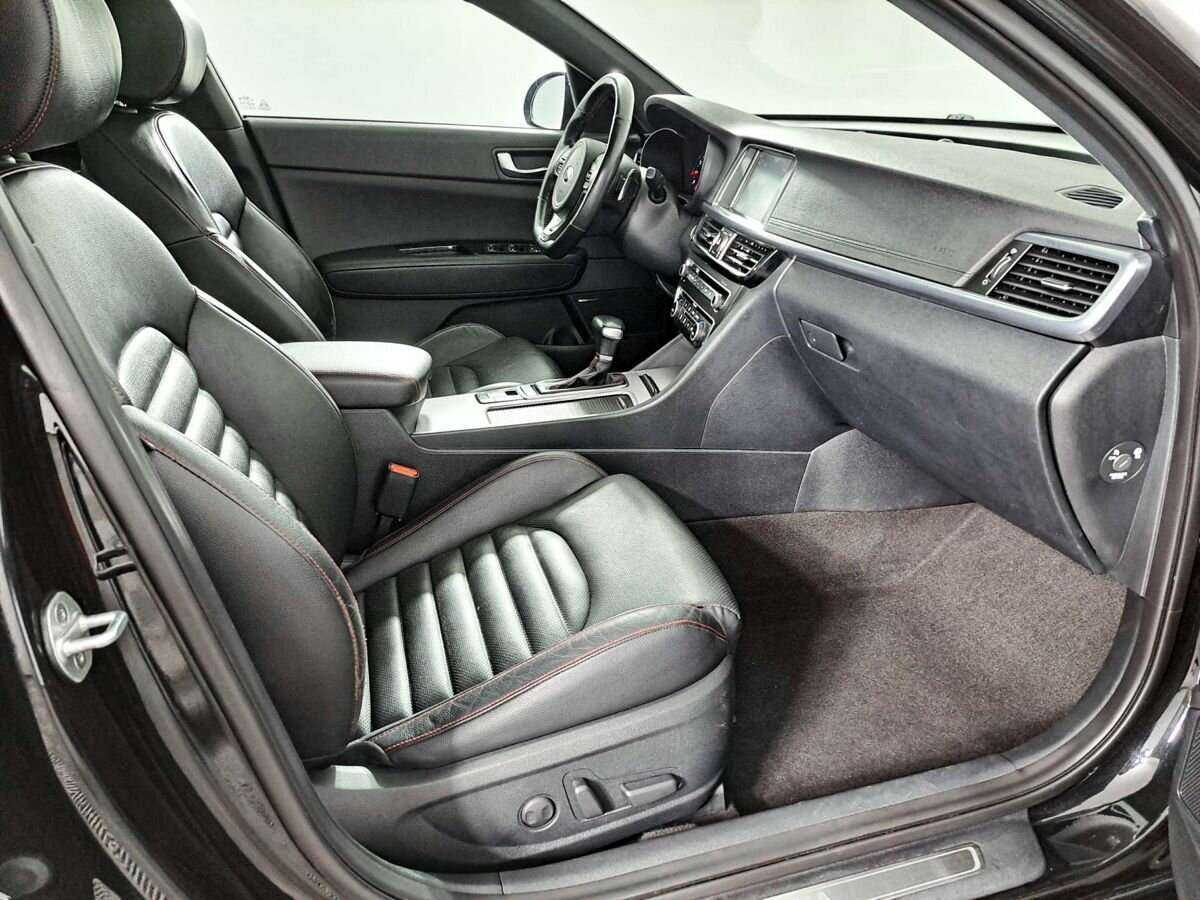 Б/У Киа Оптима 2017 года. Фото: #8