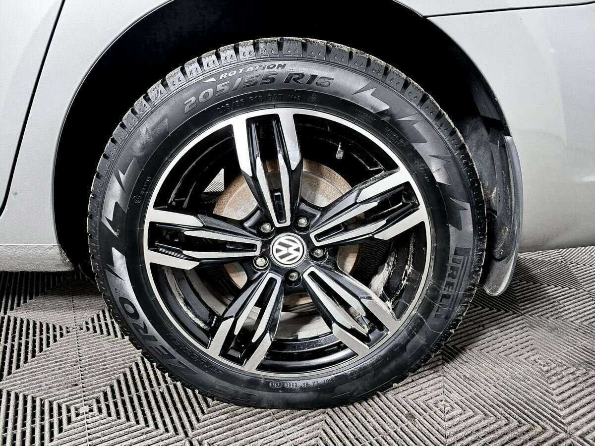 Б/У Фольксваген Поло 2020 года. Фото: #17