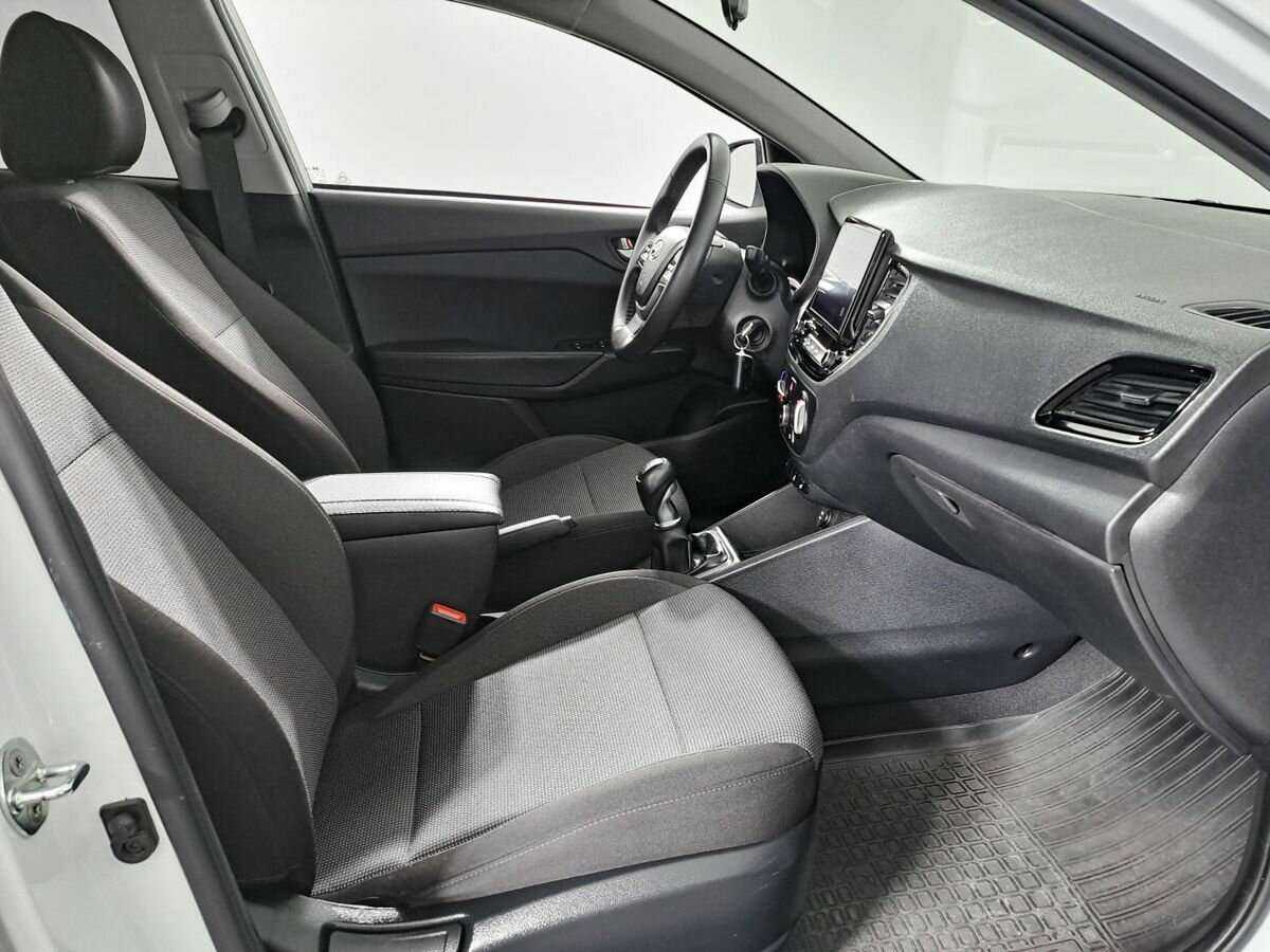 Б/У Хендай Солярис 2021 года. Фото: #9