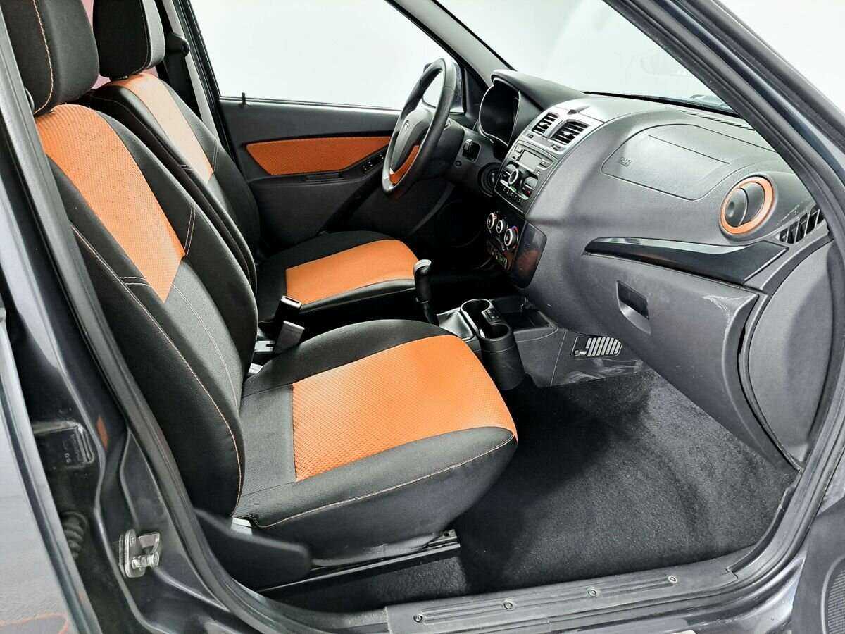 Б/У Лада (ВАЗ) Калина 2018 года. Фото: #8