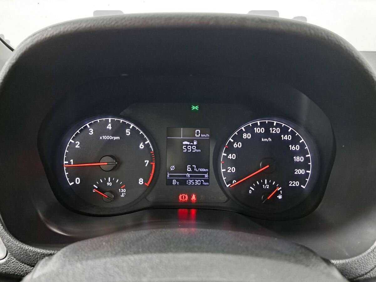 Б/У Хендай Солярис 2017 года. Фото: #12