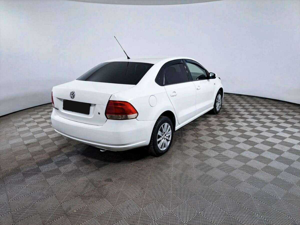 Б/У Фольксваген Поло 2012 года. Фото: #3