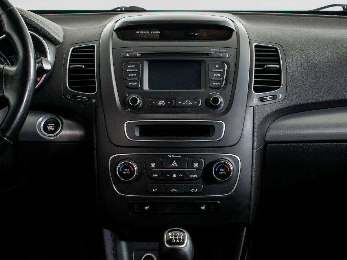 Б/У Киа Соренто 2015 года. Фото: #9