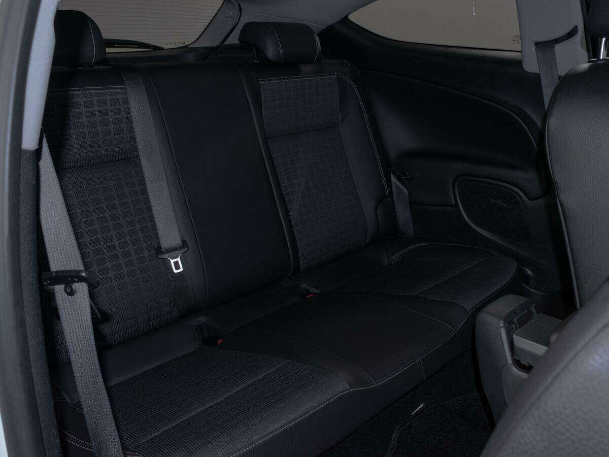 Б/У Опель Астра 2012 года. Фото: #11