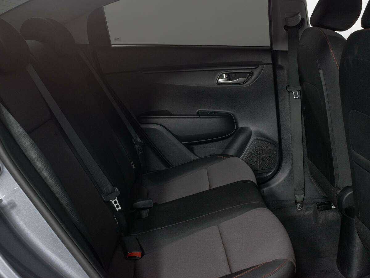 Б/У Киа Рио 2020 года. Фото: #11