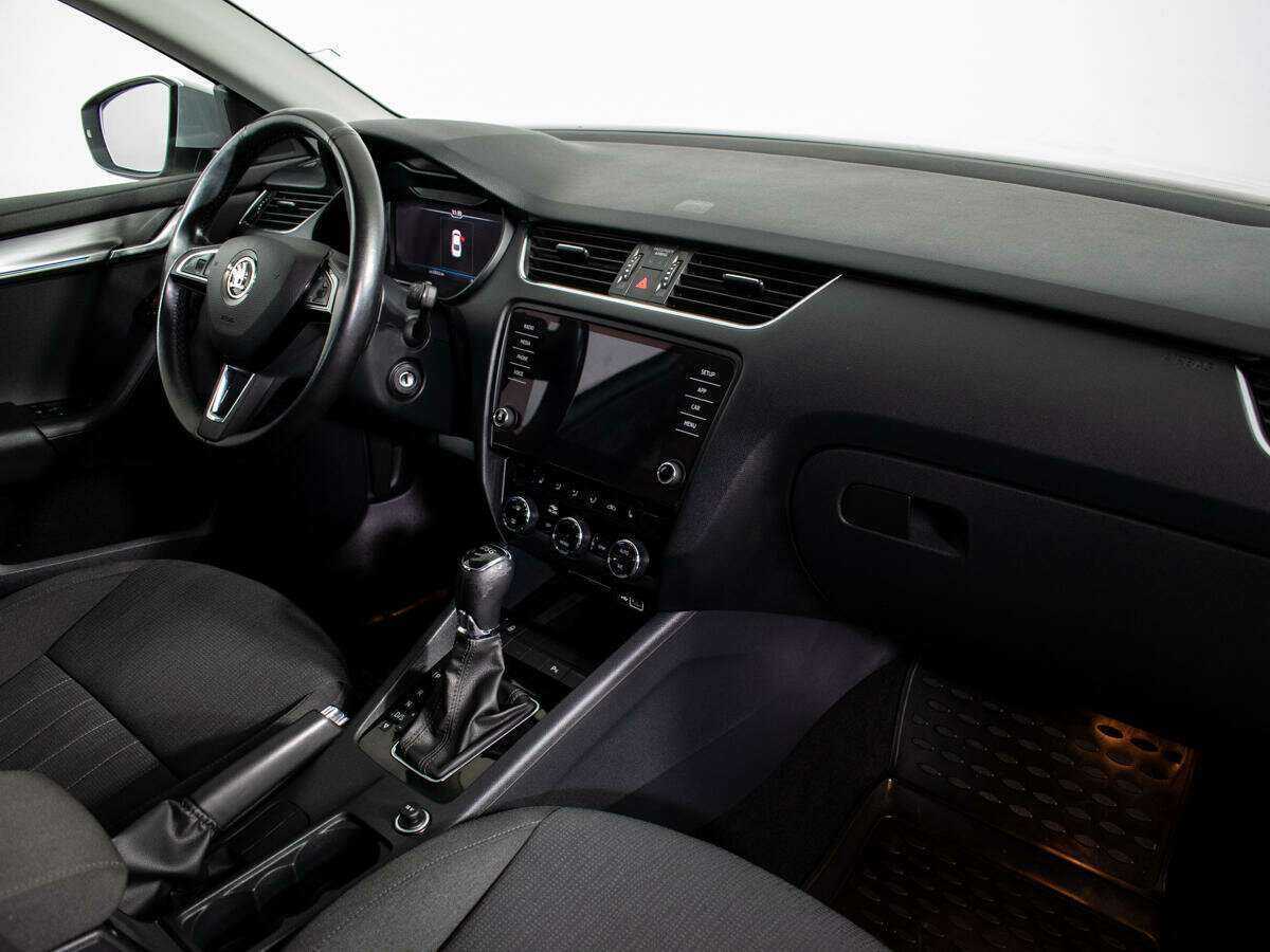 Skoda Octavia 2018 года с пробегом. Фото: #3