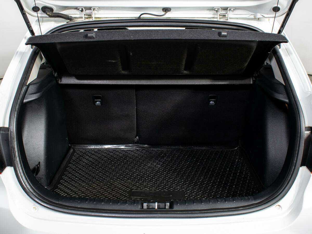 Б/У Киа Рио 2018 года. Фото: #10