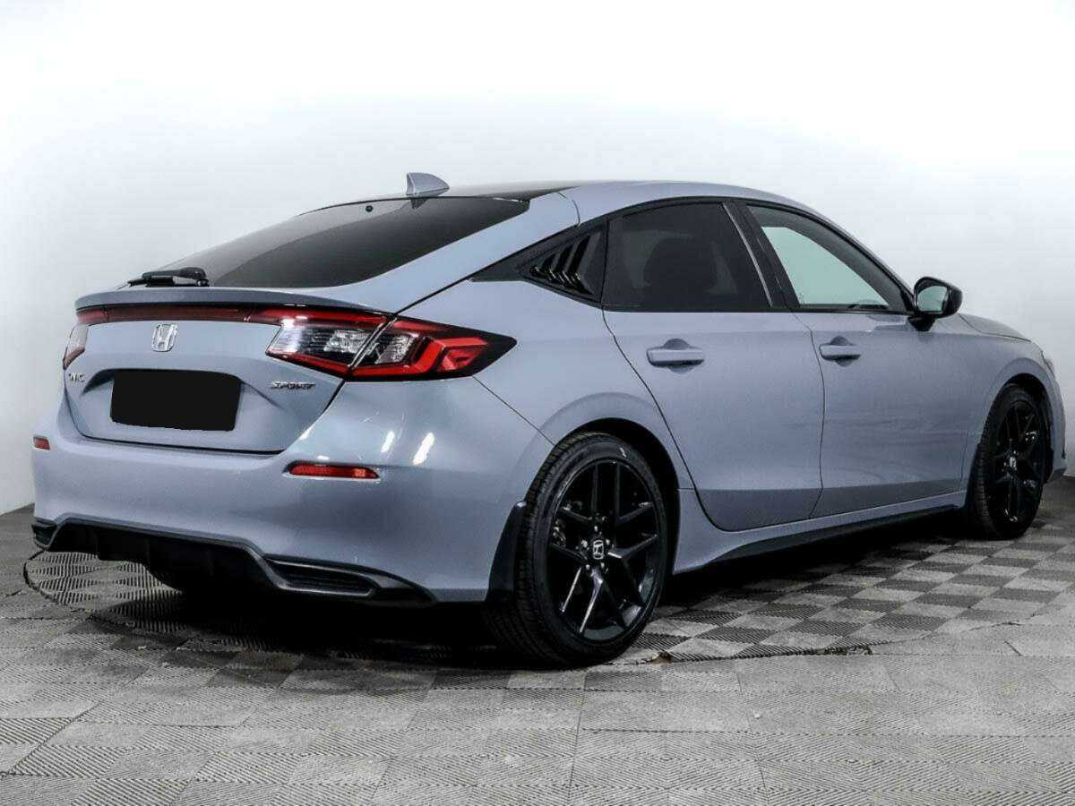 Honda Civic 2022 года с пробегом. Фото: #3
