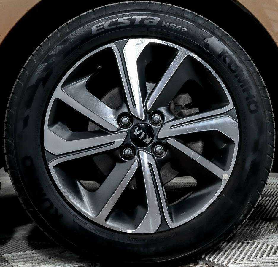 Б/У Киа Рио 2019 года. Фото: #16