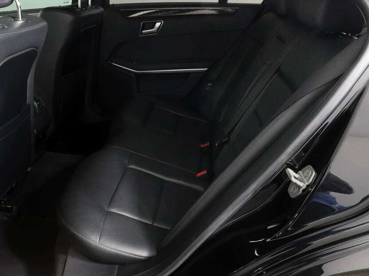 Mercedes-Benz E-Класс 2012 года с пробегом. Фото: #6