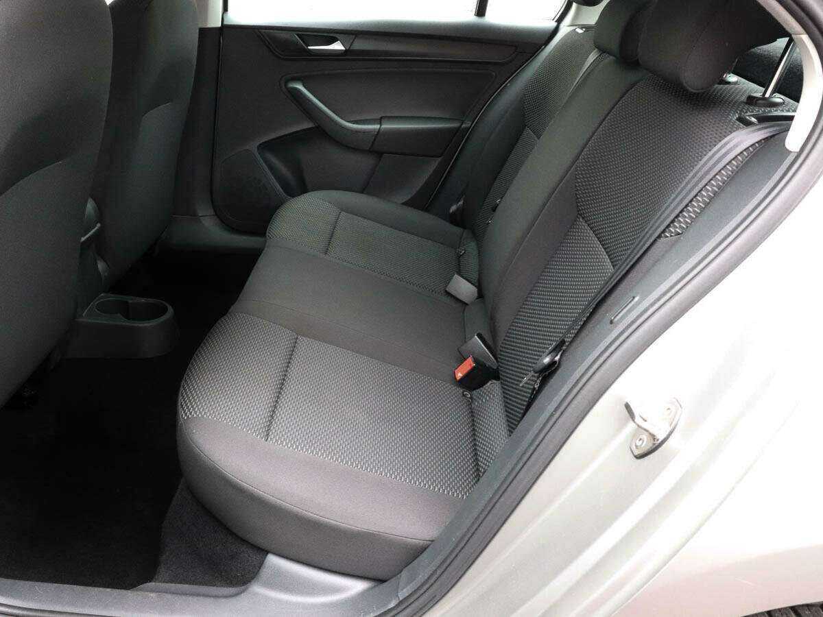 Б/У Фольксваген Поло 2020 года. Фото: #7