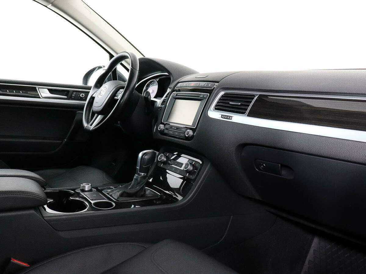 Volkswagen Touareg 2016 года с пробегом. Фото: #5