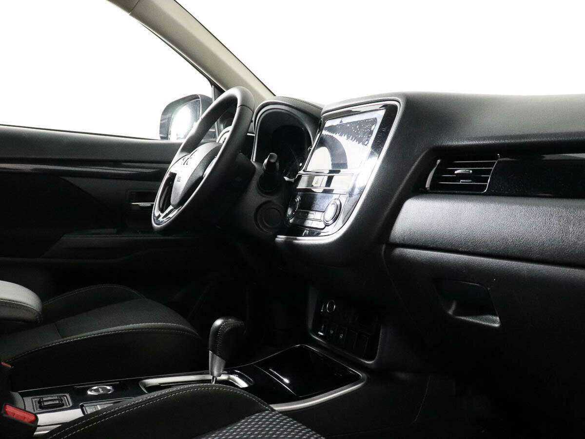 Mitsubishi Outlander 2019 года с пробегом. Фото: #6