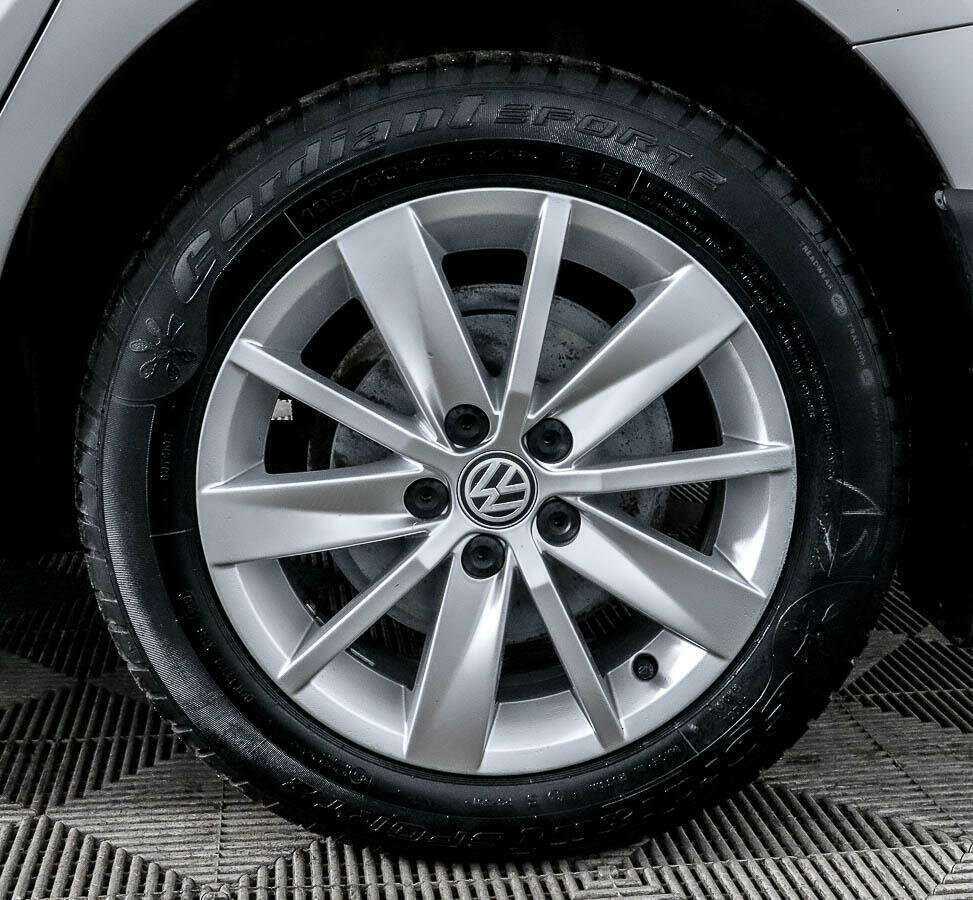 Б/У Фольксваген Поло 2020 года. Фото: #13