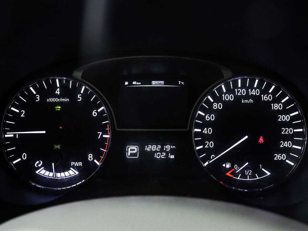 Б/У Ниссан Патфайндер 2014 года. Фото: #8