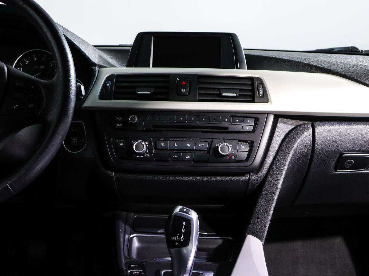 BMW 3 серии 2013 года с пробегом. Фото: #9