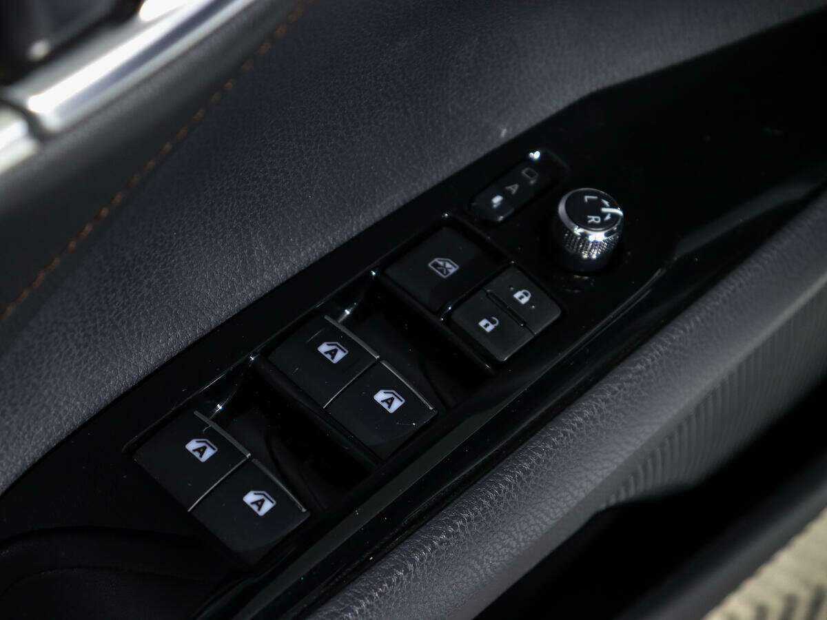 Toyota Camry 2019 года с пробегом. Фото: #14