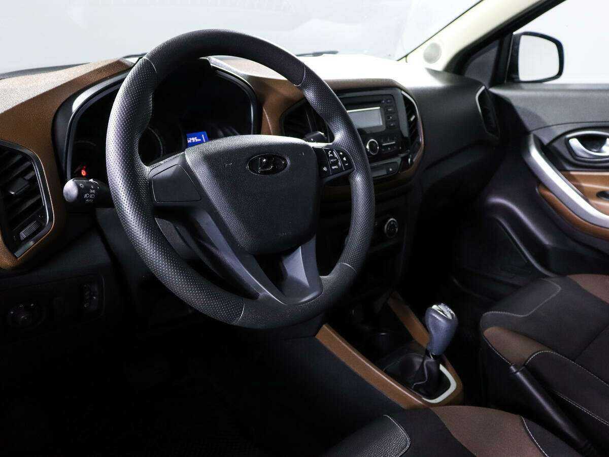 Б/У Лада (ВАЗ) ИКСРЭЙ 2017 года. Фото: #13