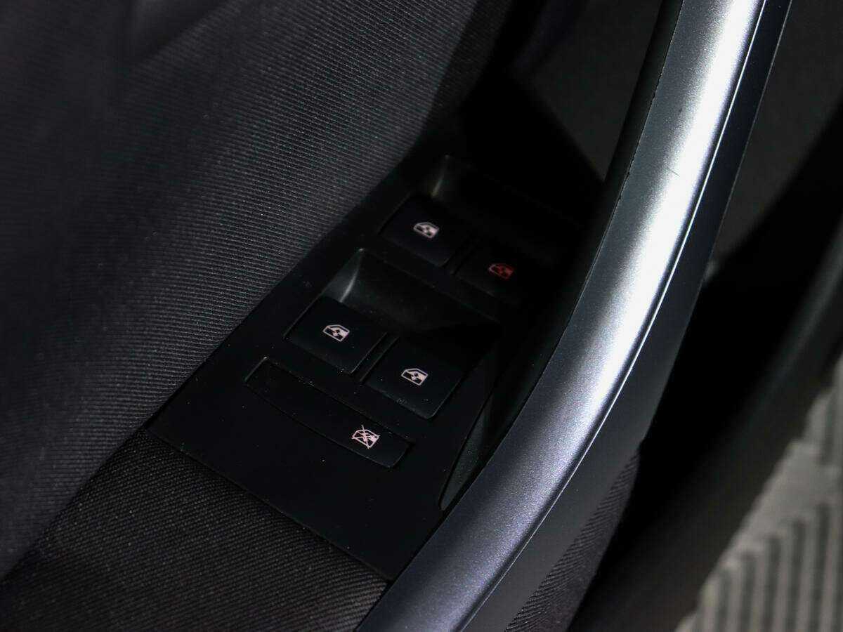 Б/У Опель Астра 2014 года. Фото: #14