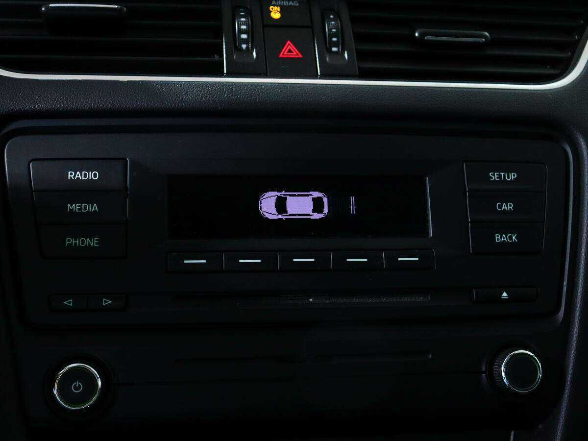 Б/У Шкода Октавия 2013 года. Фото: #11