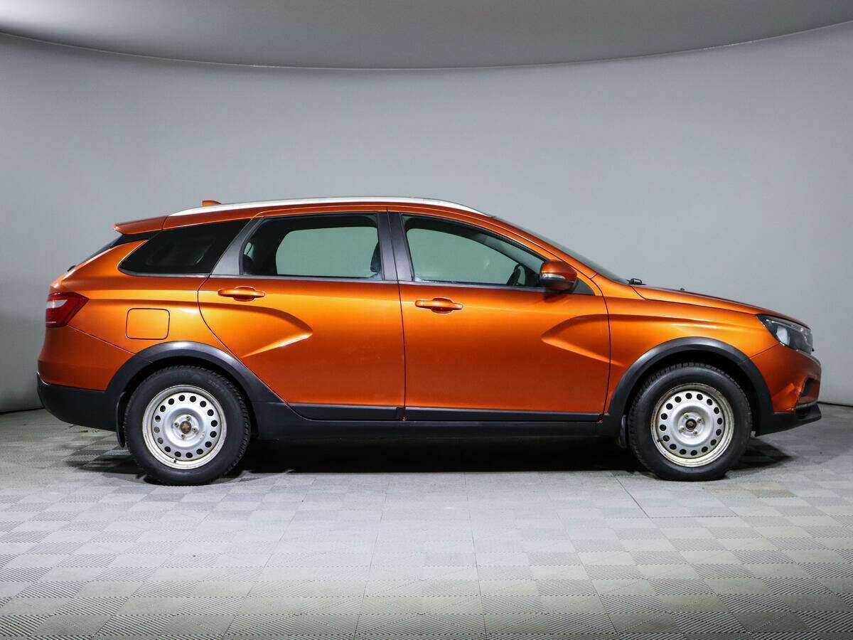 Б/У Лада (ВАЗ) Веста 2019 года. Фото: #3