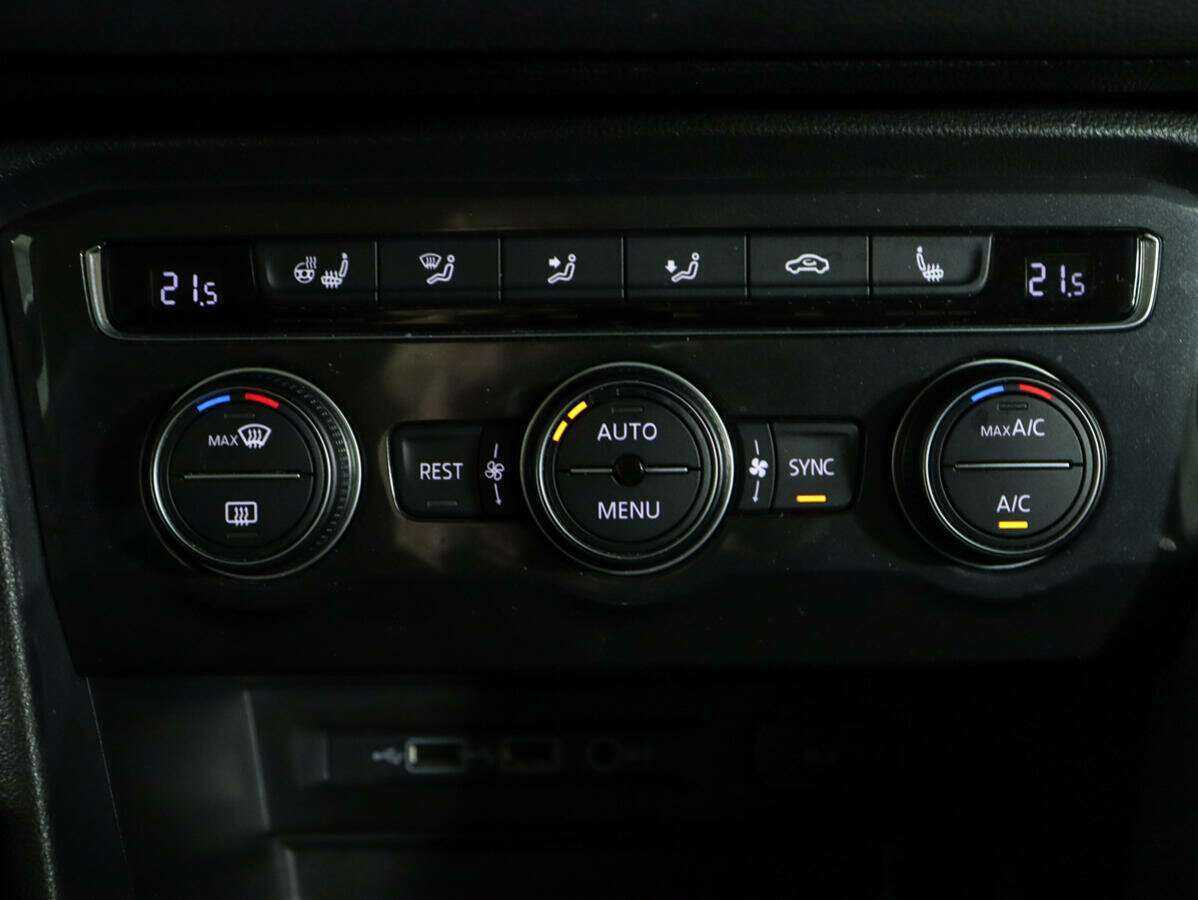 Volkswagen Tiguan 2020 года с пробегом. Фото: #17