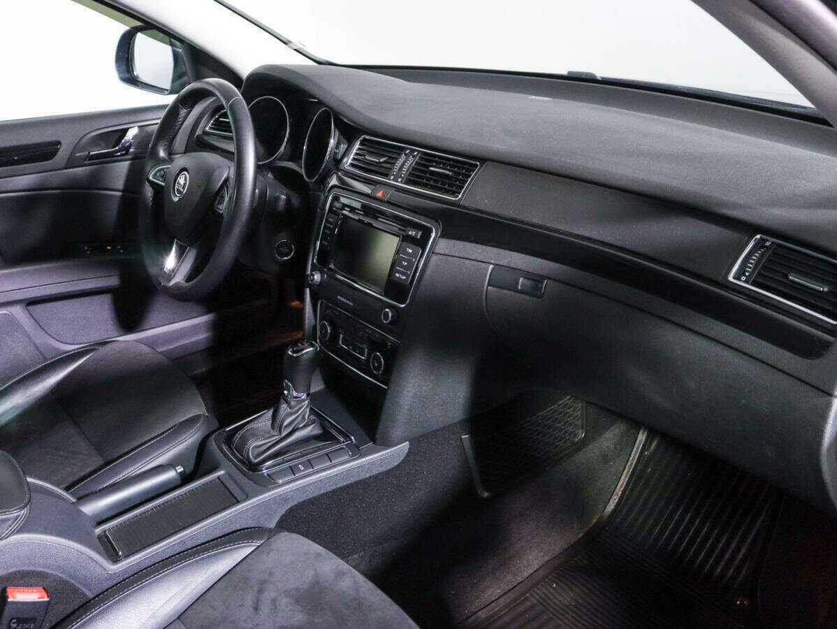 Б/У Шкода Суперб 2013 года. Фото: #8