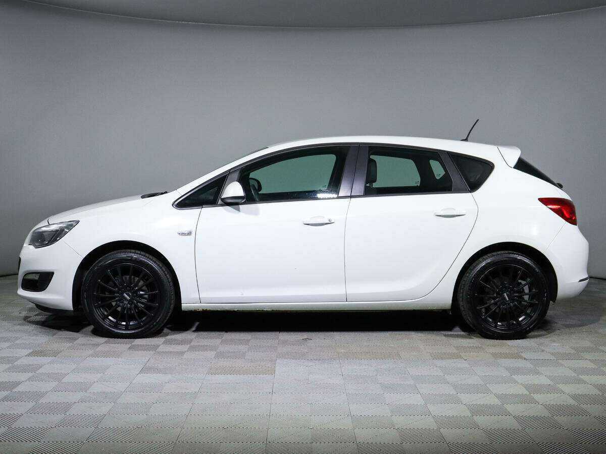 Б/У Опель Астра 2012 года. Фото: #6