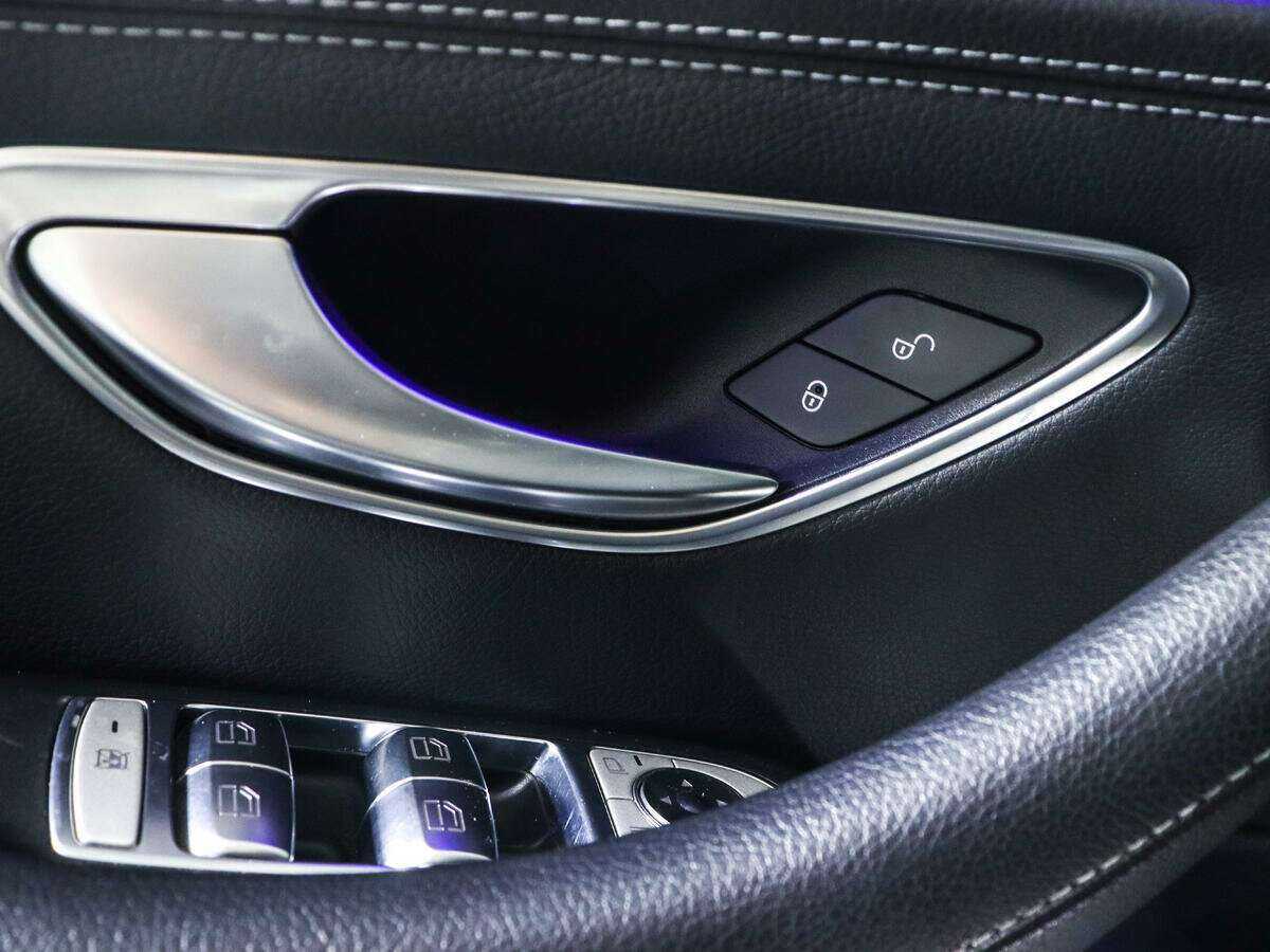 Mercedes-Benz E-Класс 2016 года с пробегом. Фото: #22