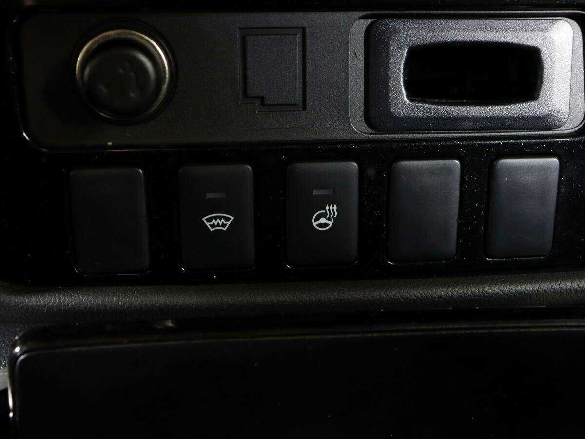 Б/У Митсубиши Оутлэндер 2018 года. Фото: #19