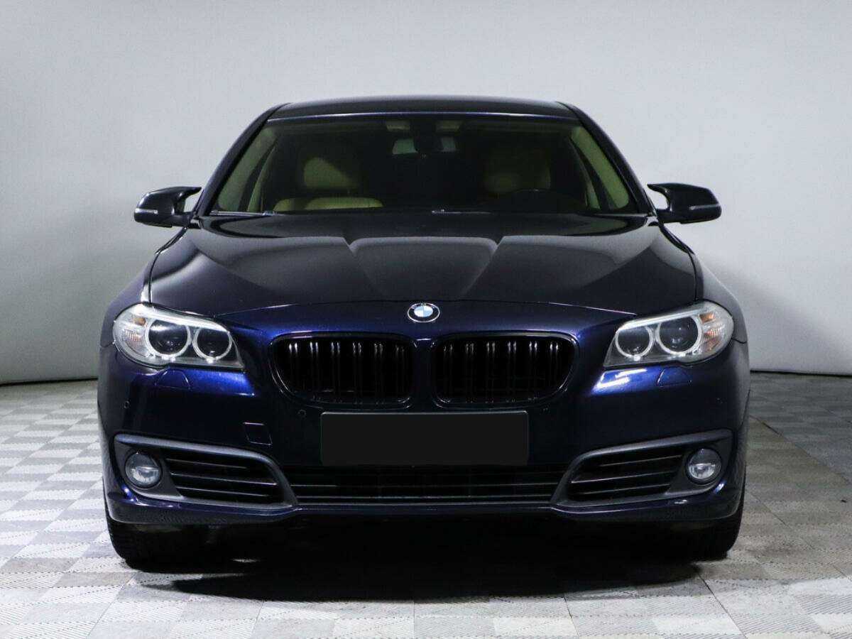 BMW 5 серии 2014 года с пробегом. Фото: #1