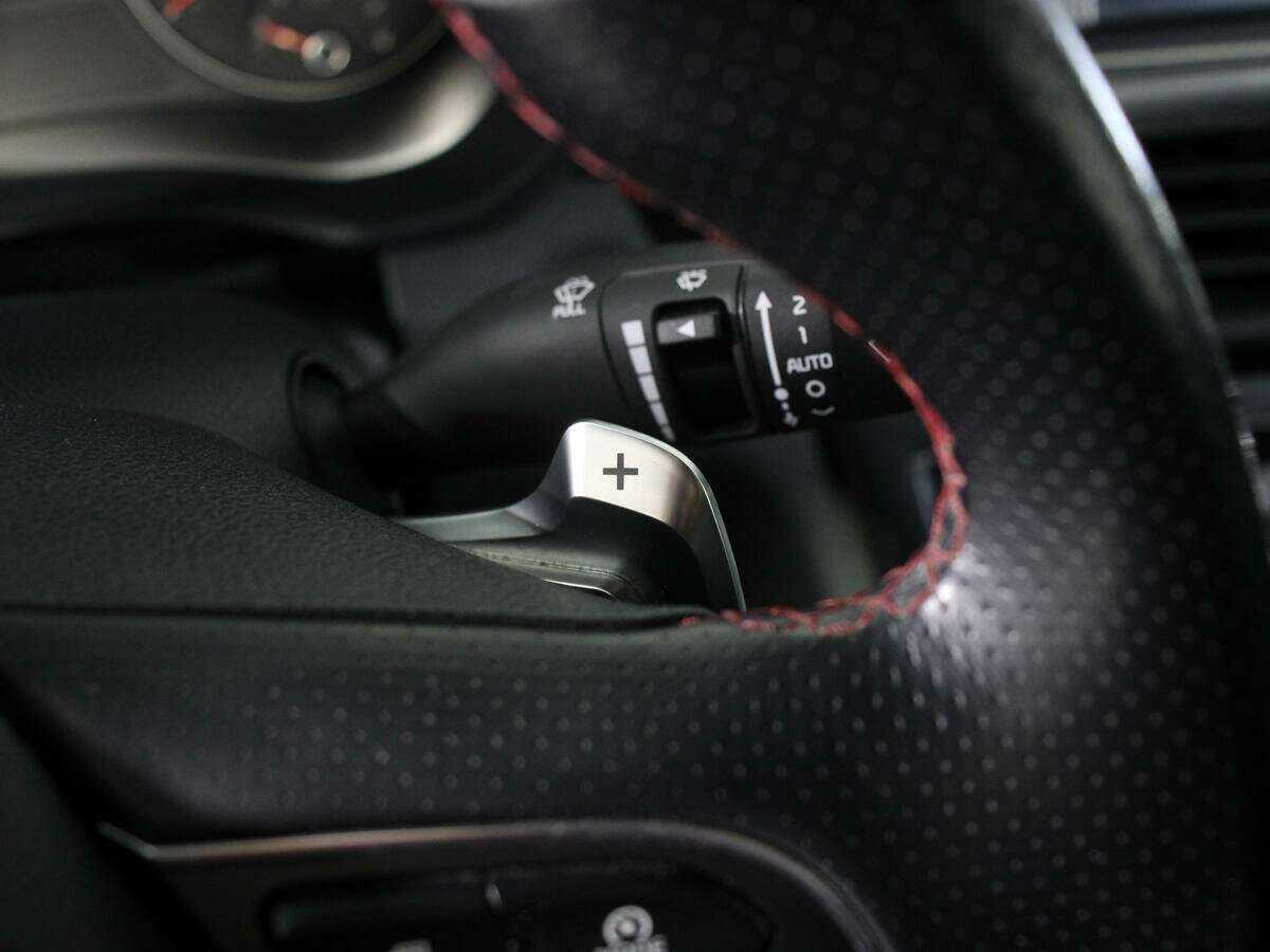 Б/У Киа Оптима 2016 года. Фото: #23