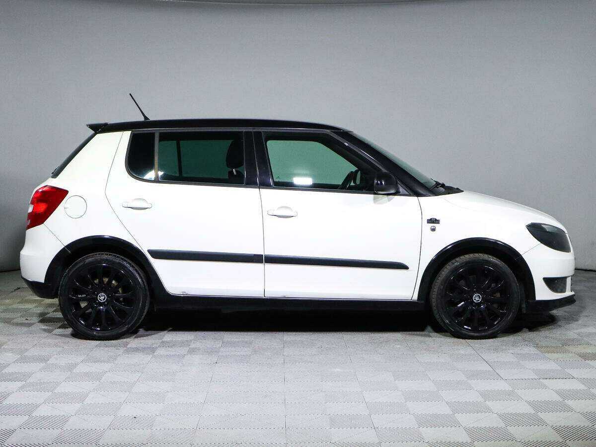 Б/У Шкода Фабия 2012 года. Фото: #3