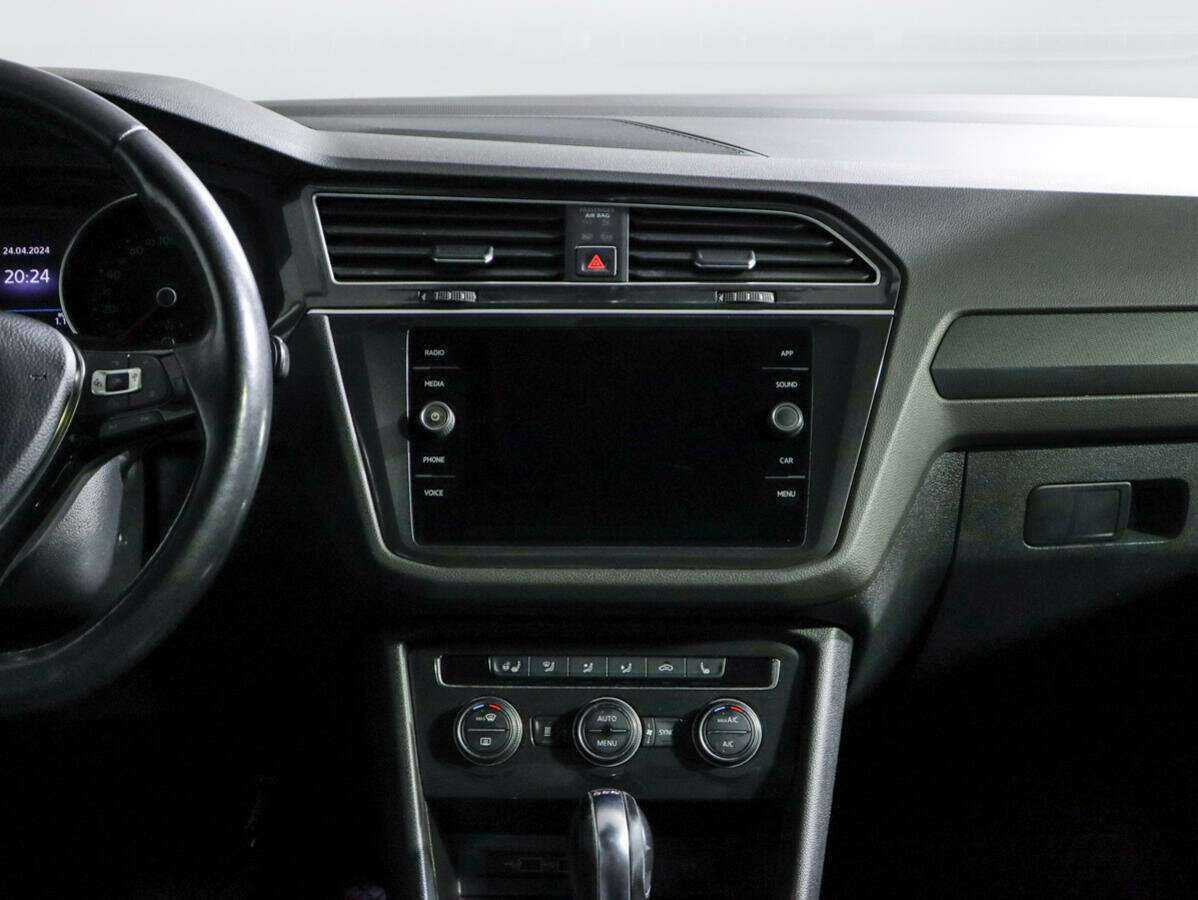 Volkswagen Tiguan 2018 года с пробегом. Фото: #10