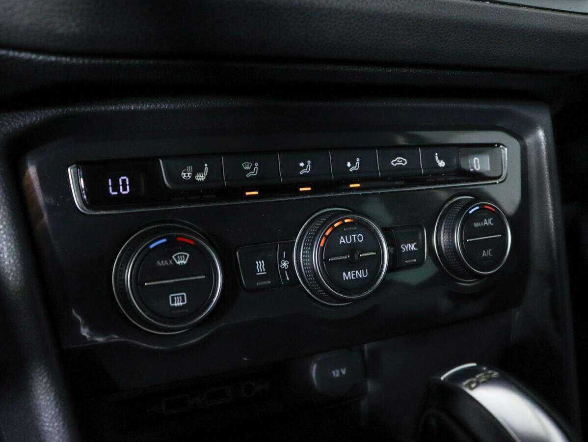 Volkswagen Tiguan 2018 года с пробегом. Фото: #18