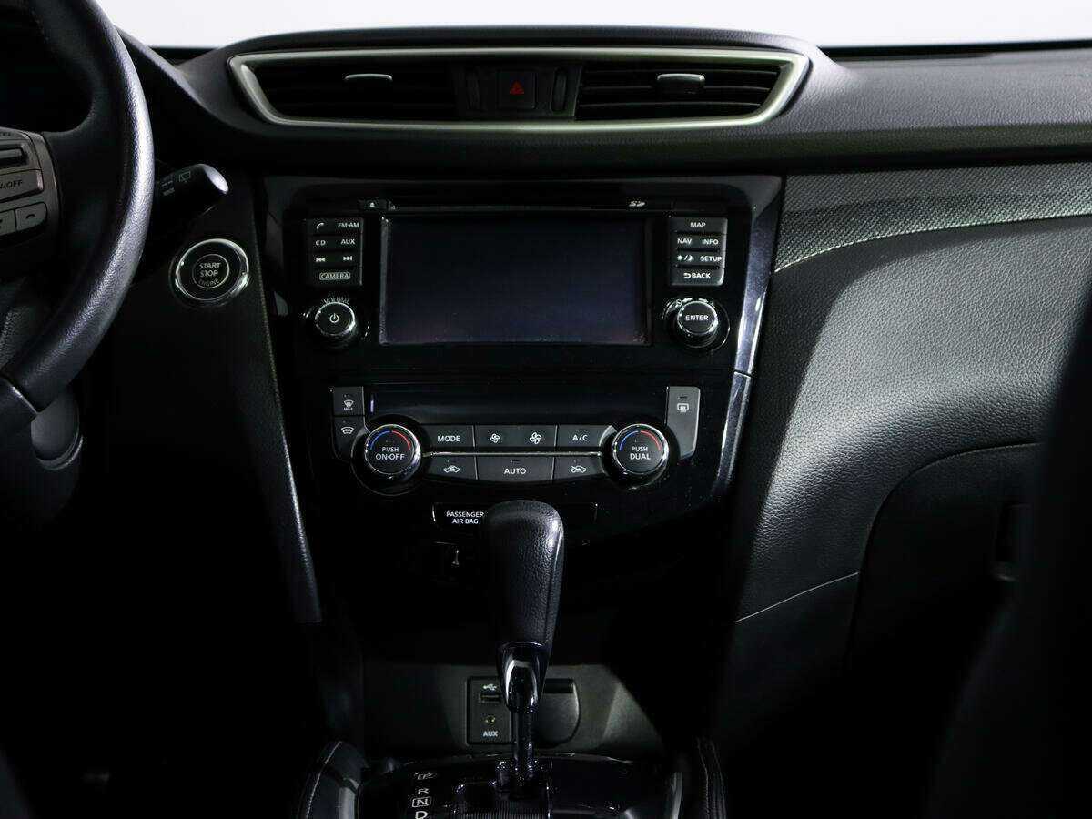 Б/У Ниссан Икс-Трейл 2015 года. Фото: #12