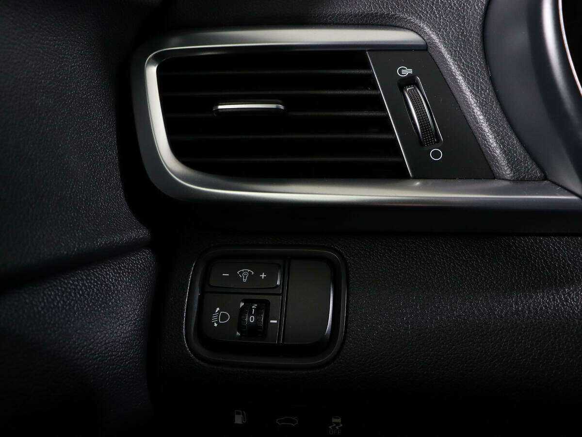 Б/У Киа Оптима 2018 года. Фото: #15