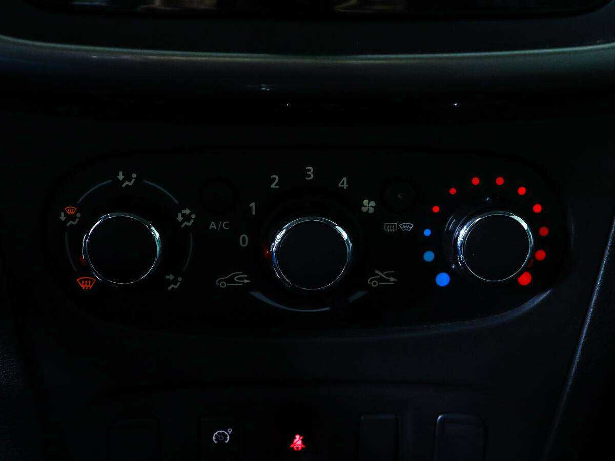 Б/У Рено Сандеро 2020 года. Фото: #12