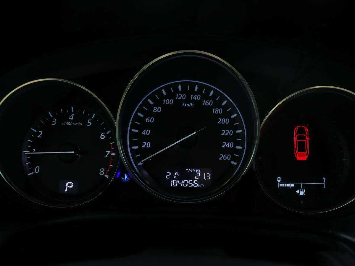 Б/У Мазда Ц-Икс-5 2012 года. Фото: #7