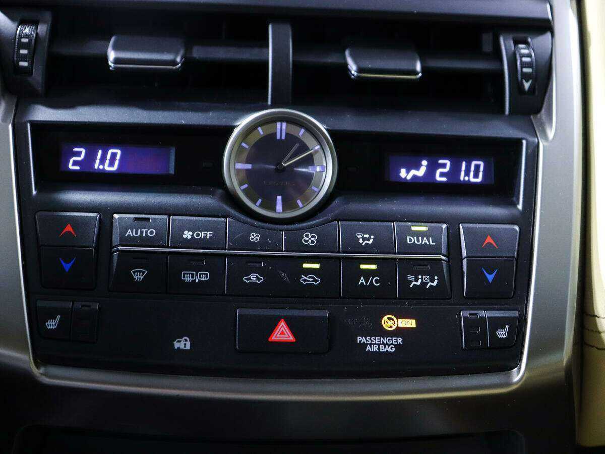 Lexus NX 2016 года с пробегом. Фото: #17