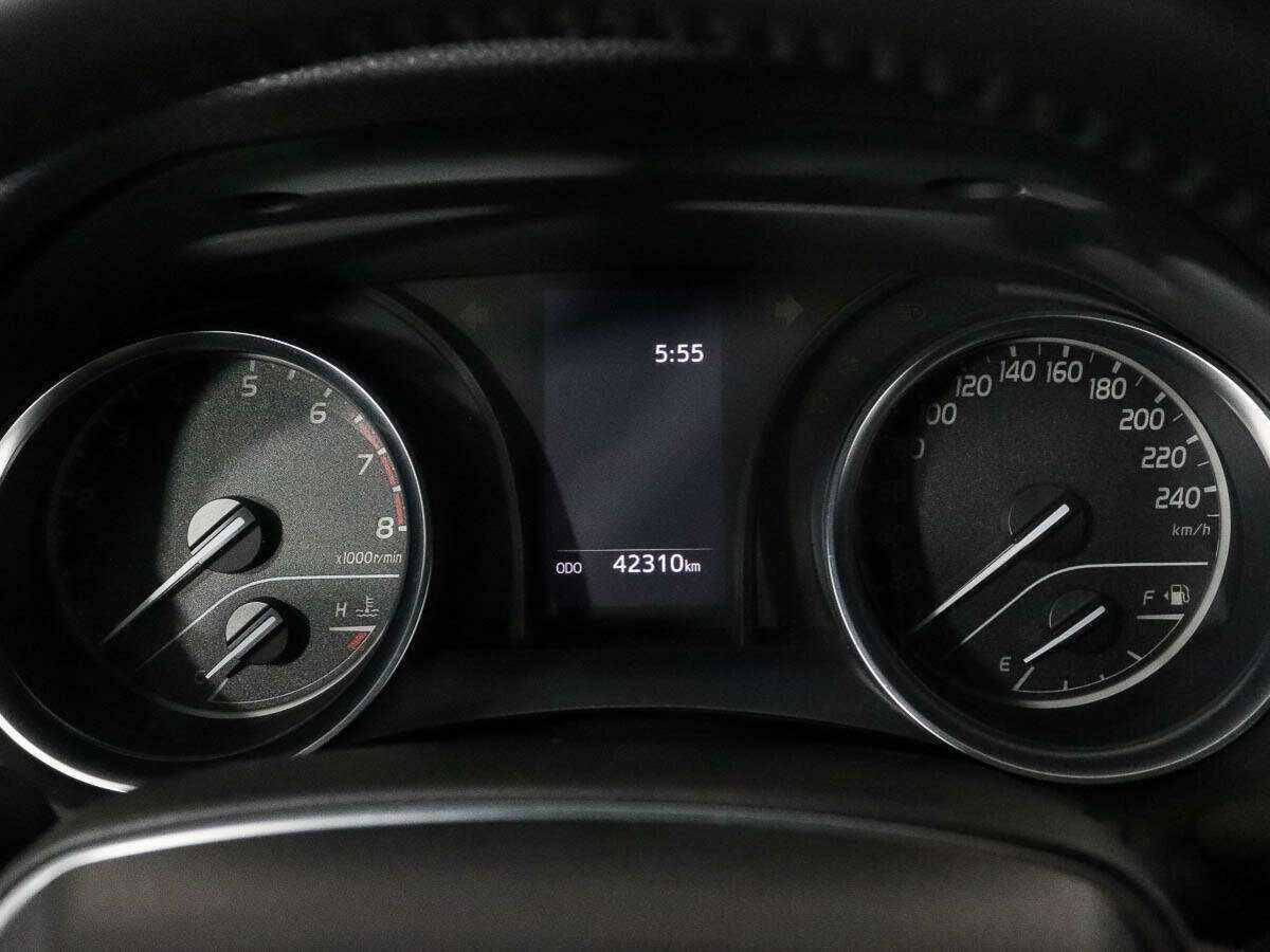 Toyota Camry 2020 года с пробегом. Фото: #6