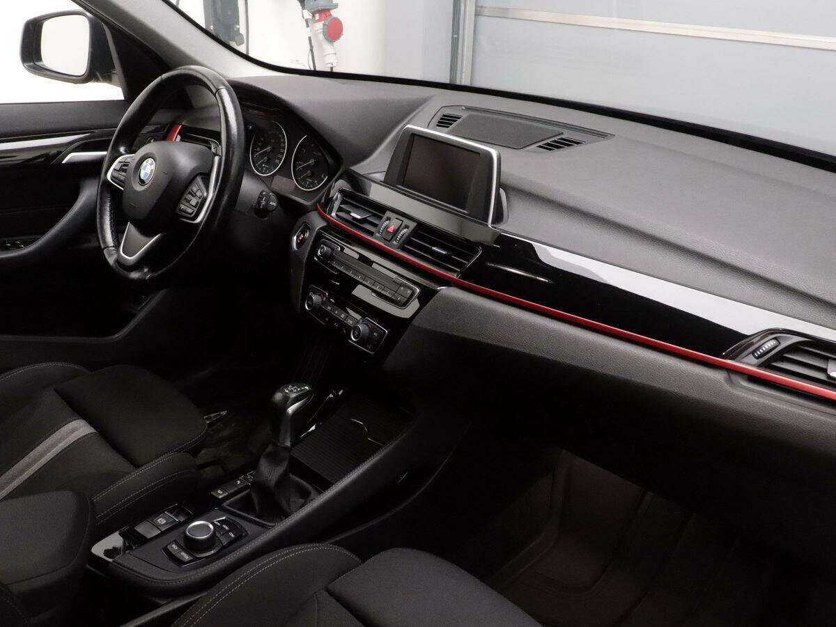 BMW X1 2017 года с пробегом. Фото: #6